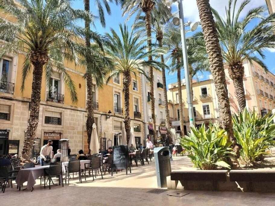 Loft Old City Couples Getaway Alicante Exteriör bild